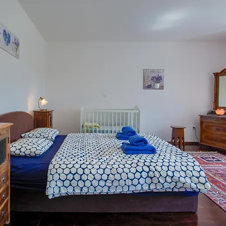 Villa Kirica *