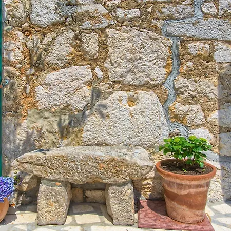 Villa Kirica